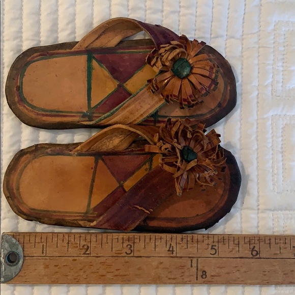 Antique  toddler’s leather sandals - Picture 7 of 7